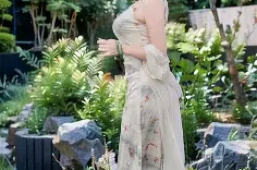 港媒曝梁朝伟出轨25岁女明星定居日本有私生子“实锤”来了！